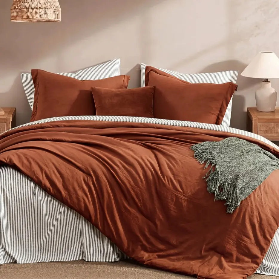 7-Pieces Microfiber Comforter Set, with Double Sided Storage Pockets, 1 Comforter, 2 Pillowcases, 2 Shams, 1 Flat & 1 Fitted Sheet