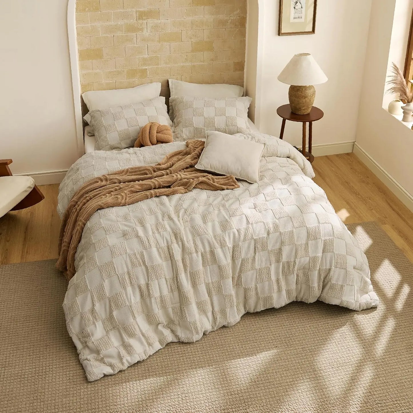 Bohemian Quilted 3-Piece Bedding Set with a soft, breathable comforter and two matching pillowcases.